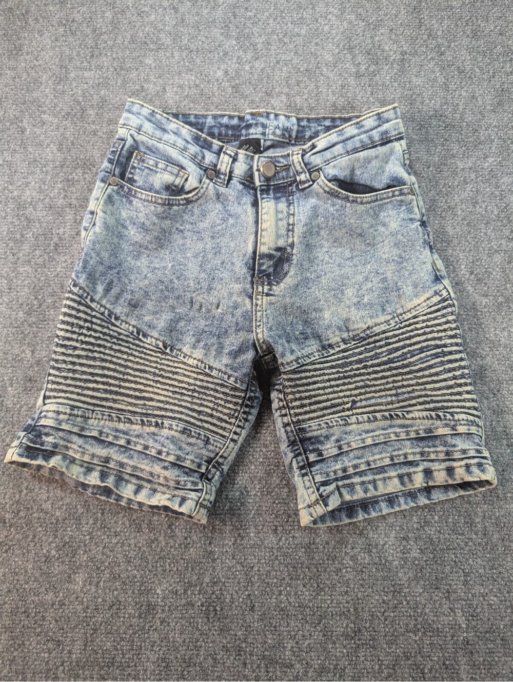 Steve's Jeans Boys 10 Acid Wash Denim Shorts Moto Retro Y2K Style Streetwear